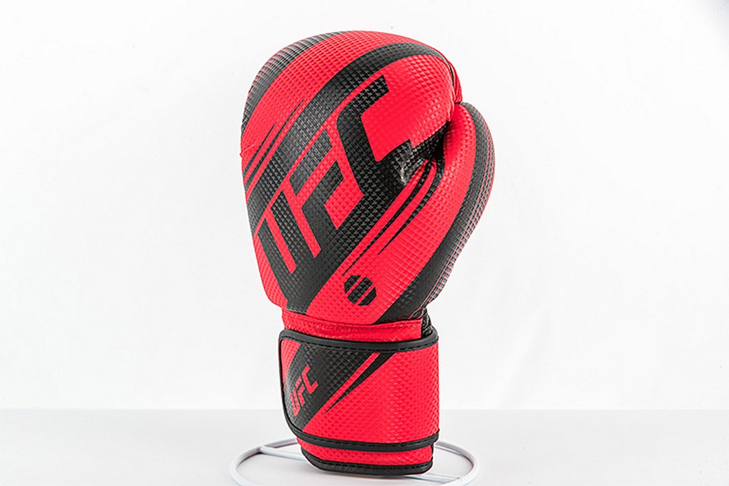 Боксерские перчатки UFC PRO Performance Rush Red,12oz 1050_700