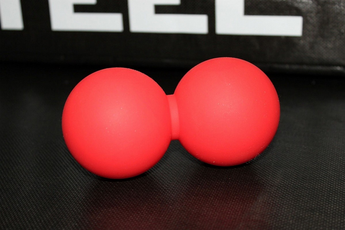 Мячик массажный YouSteel двойной, красный 1199_800