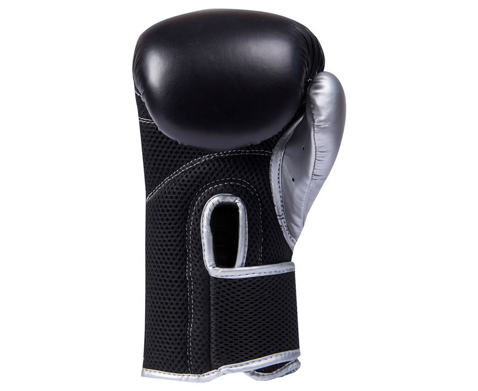 Боксерские перчатки Clinch Aero C135 черно/серебристые 12oz 978_800